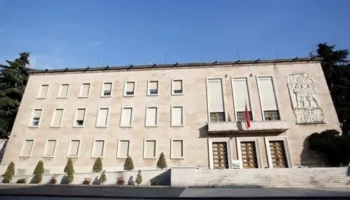 Shuma e kompensimit në bazë të të ardhurave/ Qeveria miraton paketë financiare shtesë, kategoritë që përfitojnë