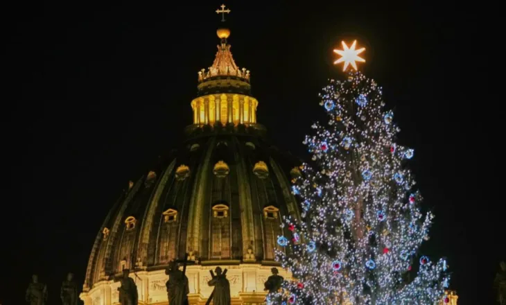Si festohen Krishtlindjet në Vatikan?