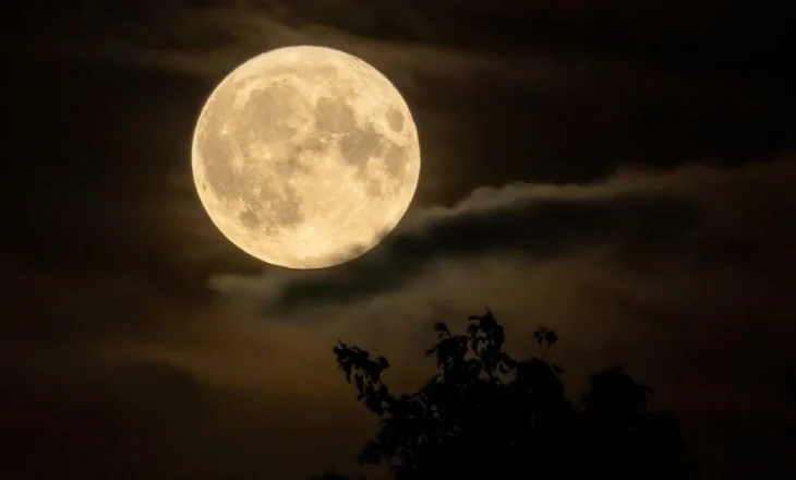 Si ta shihni superhënën e fundit ‘të ftohtë’ në vitin 2025