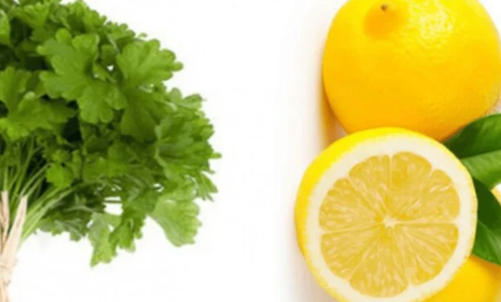 Si te pastroni veshkat tuaja me majdanoz dhe limon