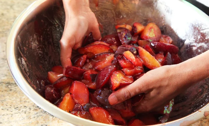 Si të Përgatisni Reçelin e Kumbullave në dy Mënyra – Shije dhe Ëmbëlsi Fantastike