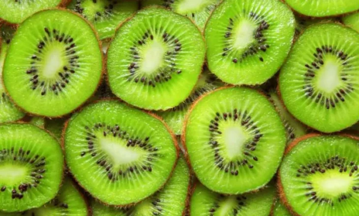 Si të përmirësoni humorin në 4 ditë me konsumimin e kivit?