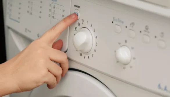 Si të thahen rrobat më shpejt në dimër – pa tharëse