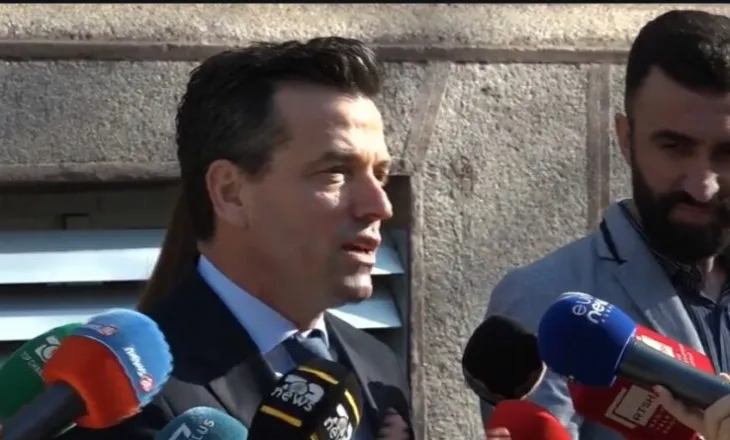 “S’ka më kufi mes krimit dhe shtetit”/ Shehaj nga protesta kundër Ballukut: Duan ta mbyllin çështjen