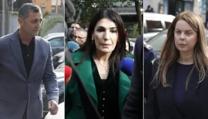 S’ka ndryshim mase/ Drejtoresha e AKSHI-t Mirlinda Karçanaj mbetet në arrest