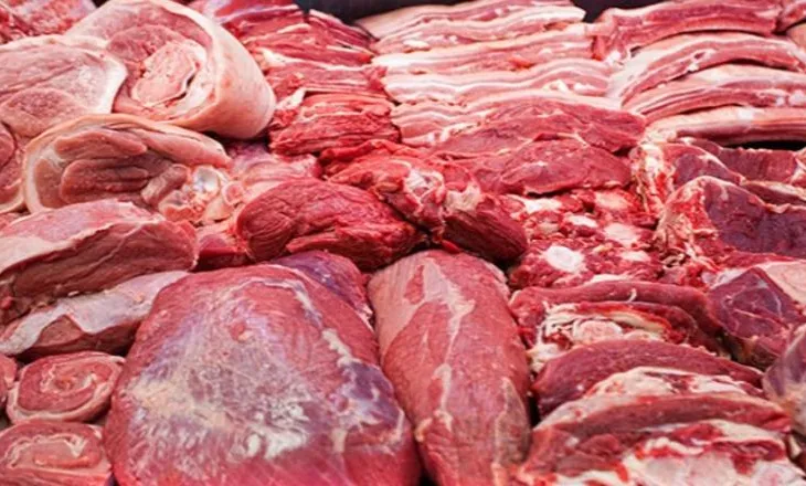 SKANDAL/ Zbulohen 4 mijë ton mish të padeklaruar dhe miliona euro të fshehura, kontrolli zbulon se…