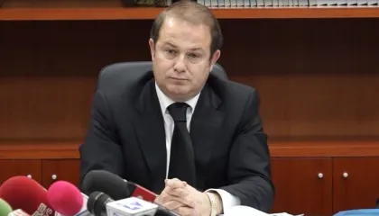 “S’kthehemi pas pa rrëzuar qeverinë”/ Protesta kombëtare e PD, Gjoni: Jemi kundër kësaj klike pushtuesish, qytetarët…