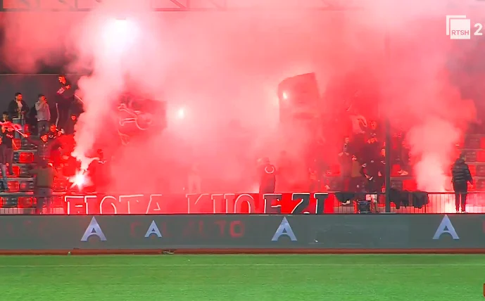 “Skuqet” Vllaznia, por mungon goli në “Elbasan Arena”. Dinamo mjaftohet me golin e Vilës në Vlorë