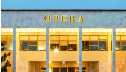 Solistët e Europës në Tiranë, koreografi Arian Sukniqi:“Baleti i yjeve” me pjesë nga “Liqeni i mjellmave”,…