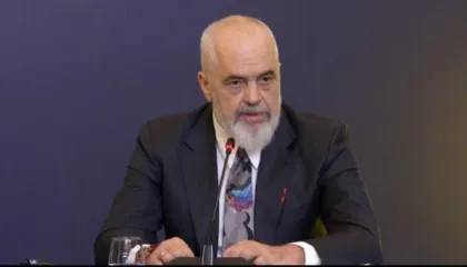 “SPAK, SPAK, SPAK…”/ Kryeministri: Opozita në depresion e përdor për të goditur qeverinë!