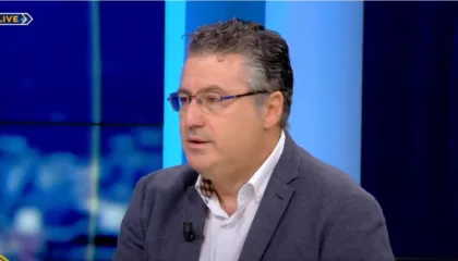 “Spakistët” e sheshit protestojnë kundër “Spakistëve” të shtetit