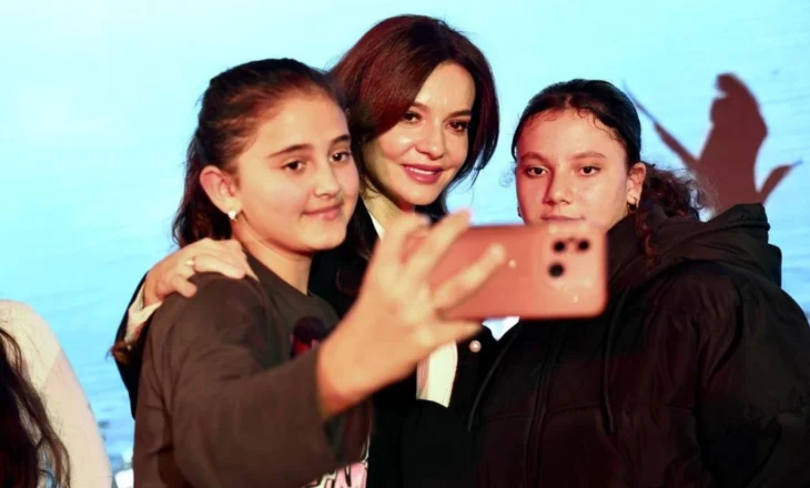 Spiropali në Athinë, mesazh i fortë për shqiptarët e Greqisë: Ku ka shqiptarë, ka atdhedashuri