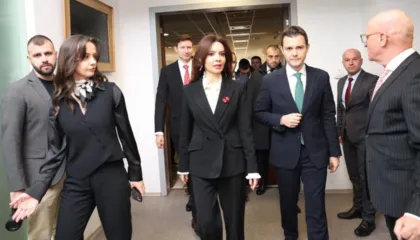 Spiropali pritet nga homologu Mucunski në Shkup: Mbështetje dhe vendosmëri për avancimin e rrugëtimit europian