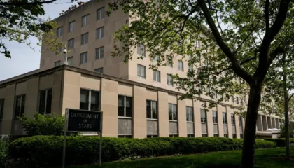 Studentja nga Kosova flet për abuzimin në programin mësimor në SHBA: Na u premtua ëndrra amerikane, por përfunduam në..