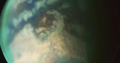 Studim/ Hëna gjigante e Saturnit mund të fshehë jetë nën shtresat e akullit