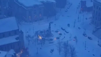 Stuhia e borës, anulohen fluturimet në SHBA! Edhe vendet nordike përfshihen nga një stuhi e fuqishme