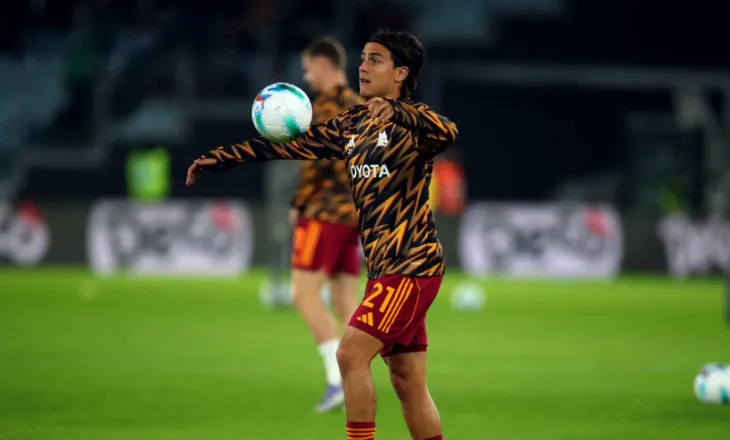 Surpriza që kishin përgatitur tifozët e Juventusit për Paulo Dybala, argjentinasi nuk i fsheh dot emocionet (video)