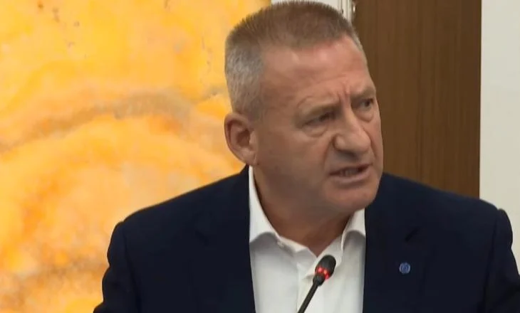 “Sy më sy”, Nard Ndoka kritikon Berishën: Mos gënjeni anëtarët, i keni kthyer aleatët në tabelë qitje për humbjen