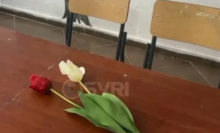 SYRI TV/ Babai i 15-vjecarit të vrarë thyen heshtjen: Djali im nuk ka lidhje me ngjarjen! Lule në bankën ku ulej Erjoni