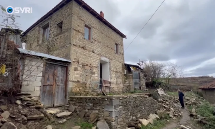 SYRI TV/ Shteti ‘bekon’ kullat e drogës, por ndjek penalisht nënën e dy fëmijëve për një mur pa leje në Pogradec