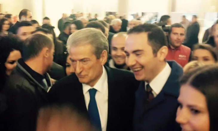 Takimet e Salianjit, Berisha e sulmon: Çdo aktivitet jashtë forumeve është privat, s’kanë lidhje me PD