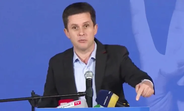 Takimi me strukturat e PD në Durrës/ Alimehmeti: Sa më shpejt ta heqim këtë qeveri, ne vëmë interesin e Shqipërisë para partisë