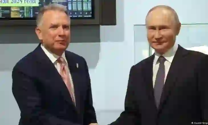 Takimi mes të dërguarit të Trump dhe Putin: Për çfarë negociohet në Moskë?