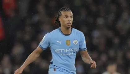 Te City po ngroh stolin, mbrojtësi holandez drejt Barcelonës për 25 milionë euro