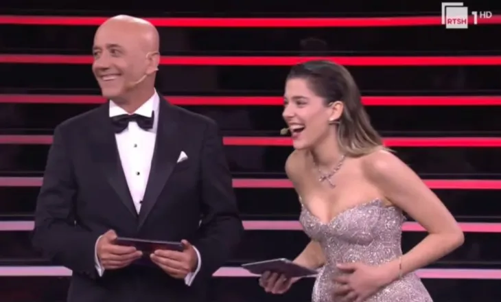 “Të dua, a do martohesh me mua”? Arilena Arës i vjen propozimi në skenën e Fest 64