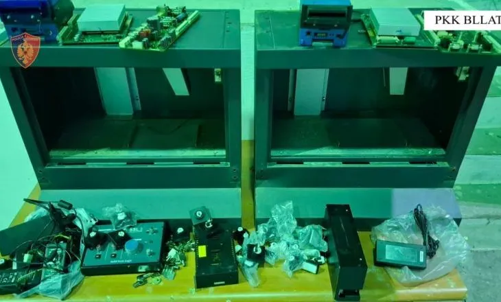 Tentuan të fusin në Shqipëri pjesë për pajisje të lojërave të fatit, arrestohen dy persona në Dibër