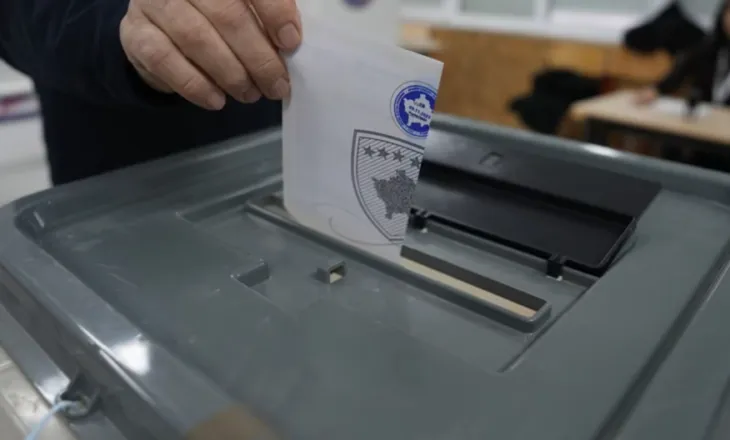 Tërheqja e komunave serbe nga Asociacioni i Komunave të Kosovës – kartë në duar të kujt?