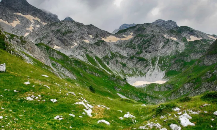 The Guardian : Shqipëria dhe Kosova, destinacionet e fshehura të Ballkanit që po magjepsin Evropën