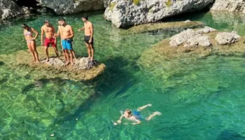 The Guardian: Shqipëria mes vendeve të preferuara evropiane për britanikët