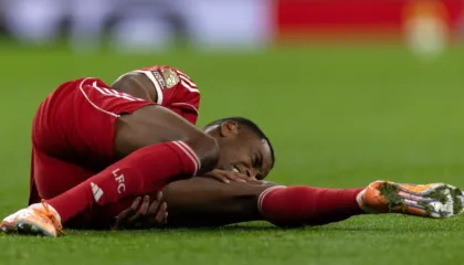 Theu këmbën, Isak detyron Liverpool të futet në merkato