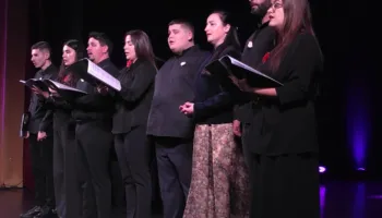 “Tinguj zemre” në Elbasan, protagonistë të koncertit ishin të rinj me aftësi ndryshe