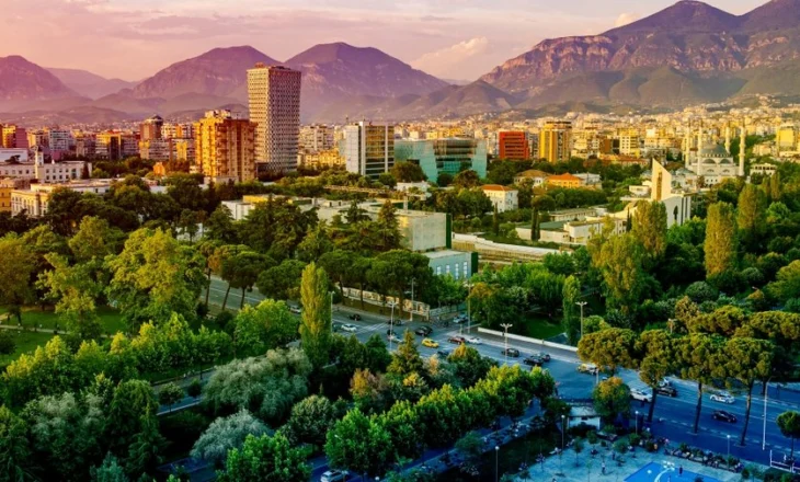 Tirana “magnet” i bizneseve, ja si janë shpërndarë aktivitetet ekonomike në Shqipëri