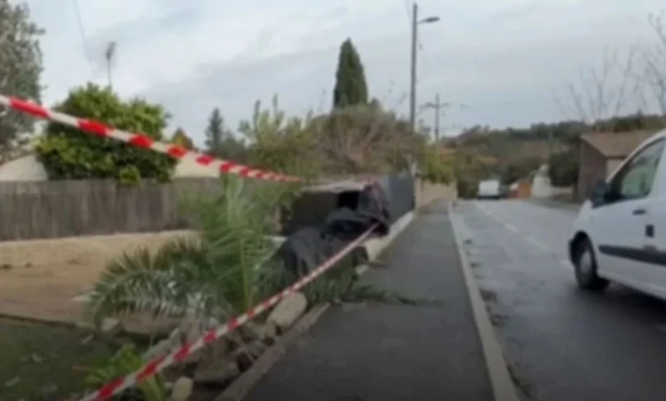 Tragjedi në Francë! Makina del nga rruga dhe bie në pishinë, humbin jetën 3 adoleshentët