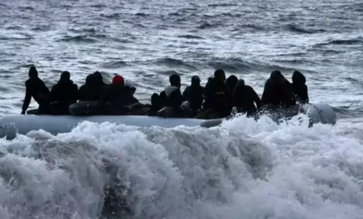 Tragjedia me 18 të vdekur nga mbytja e anijes në Kretë/ Nis transportimi i trupave në një qytet tjetër, shkak mungesa e hapësirës në morg