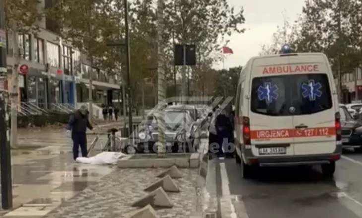 Tragjike në Vlorë, 50-vjeçarja rrëzohet në bulevard dhe humb jetën