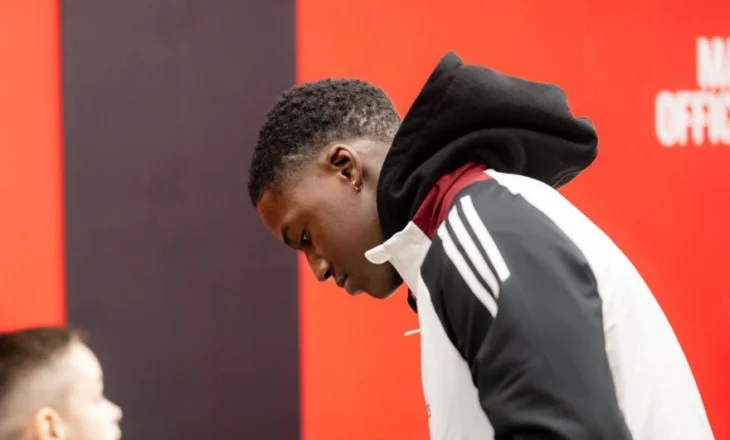 Trajneri Amorim e lë në stol, drejtuesit e United vendosin të mbajnë në “Old Trafford” talentin anglez