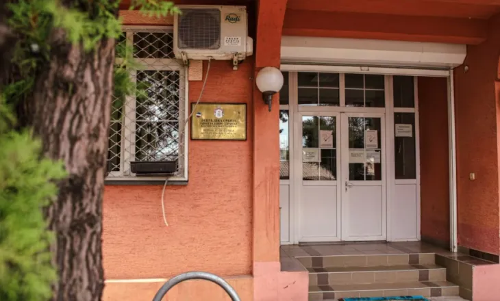 Tre ditë para zgjedhjeve, Serbia hap vende të reja pune në institucionet e saj shëndetësore në Kosovë