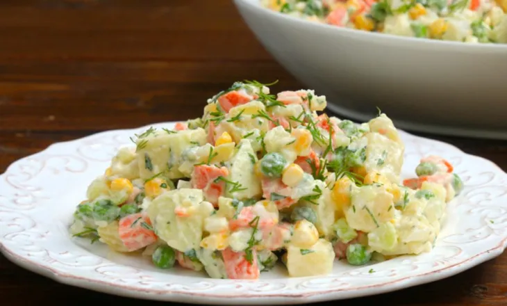 Tri sallatat që nuk duhet të mungojnë në tryezën e Vitit të Ri