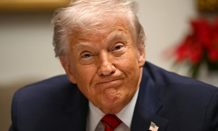 Trump “shpërthen” edhe për Krishtlindje: Gëzuar edhe fundërrinës së të majtës radikale