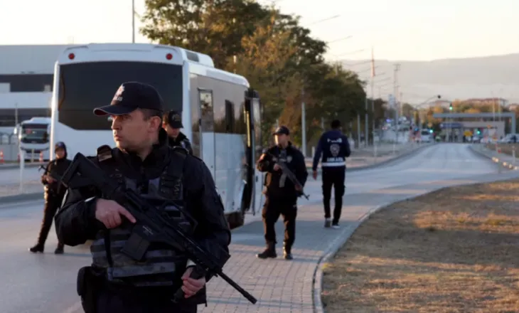 Turqia arreston 115 persona që planifikonin sulme për Vitin e Ri