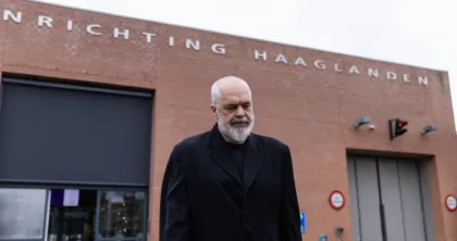 “U rrëmbye pa gjyq e as akuzë”, takoi Hashim Thaçin në Hagë, reagon kryeministri Rama: E kam gjetur komandantin në formë…