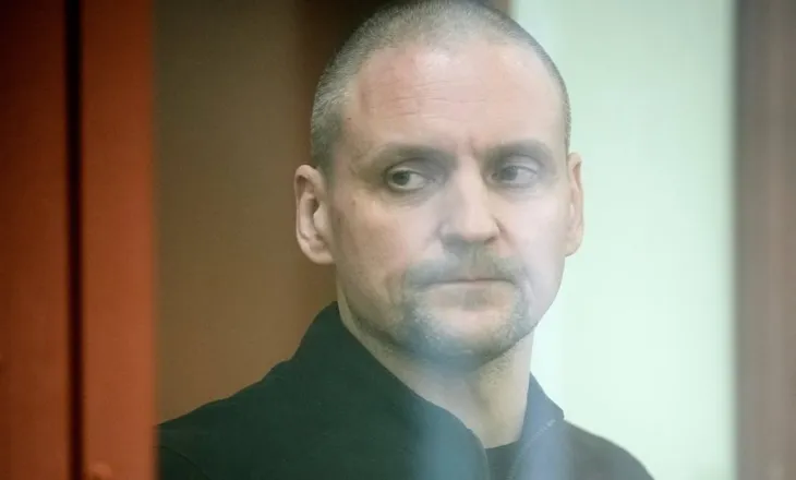 Udhëheqësi i opozitës ruse dënohet me gjashtë vjet burg