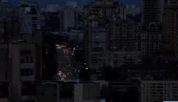 Ukraina feston Krishtlindjet në errësirë, sulmet ruse shkaktuan ndërprerje të furnizimit me energji