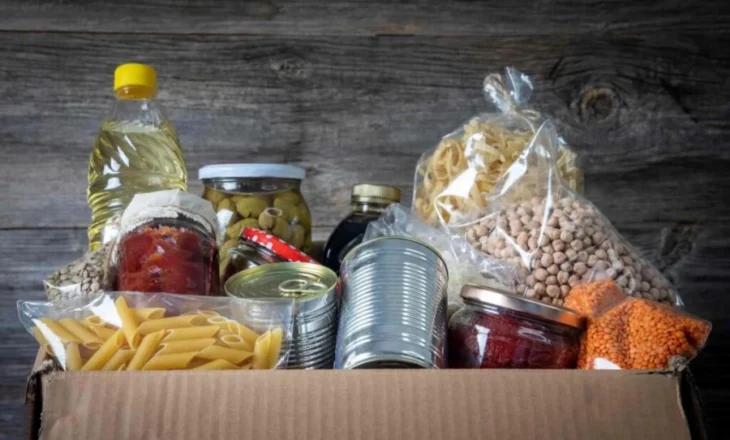 Ushqimet e importit më të lira, por në tregjet e pakicës vetëm rritje