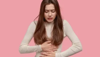 Ushqimet që duhet të hani para, gjatë dhe pas ciklit tuaj menstrual