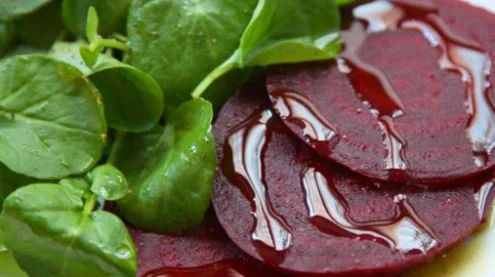 Ushqimet që përmbajnë Vitaminë K/ Të rëndësishme për trurin, gjakun dhe…